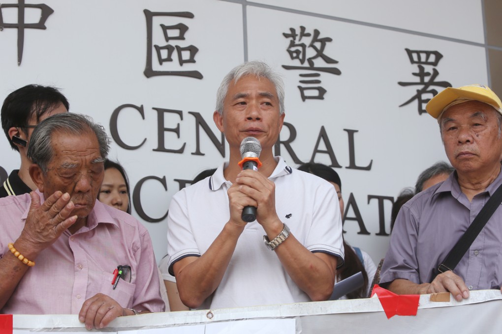 Lawmaker Leung Yiu-chung (centre) was among 9 people released unconditionally by the police after refusing to renew bail. Photo: Sam Tsang