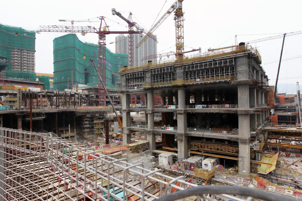 Construction sector is short of labour. Photo: Felix Wong