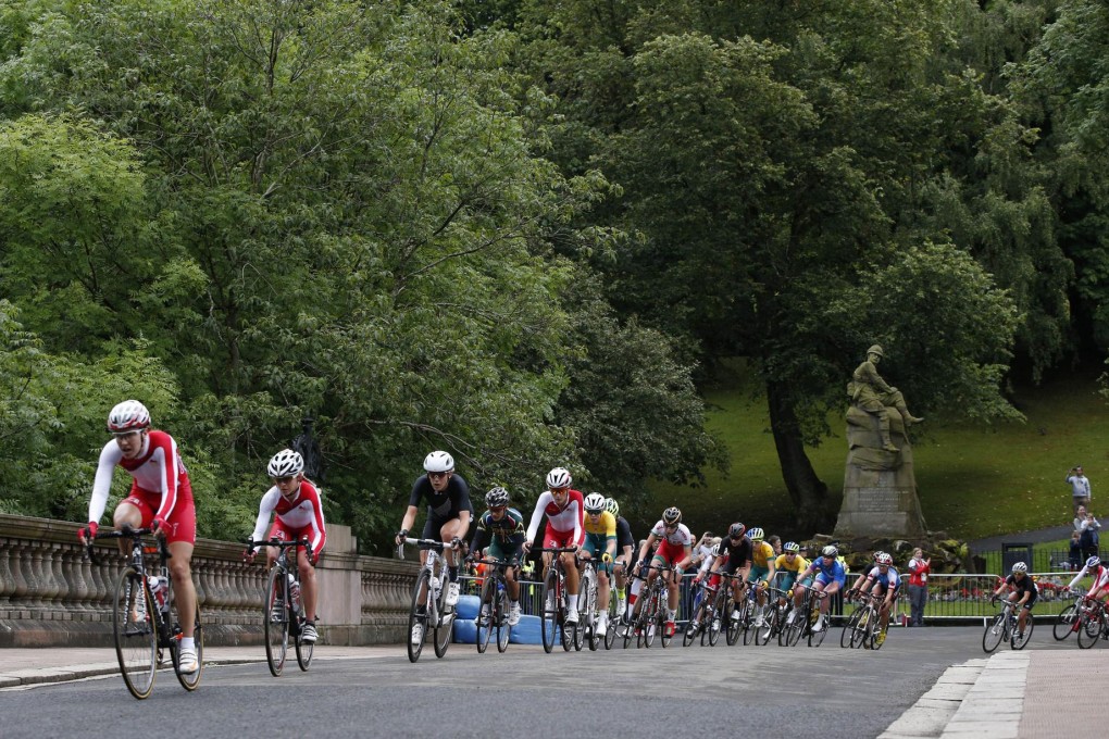 The peloton during the women's road race at the Commonwealth Games in Glasgow yesterday. Lizzie Armitstead led an England one-two finish in the race. Photo: AFP