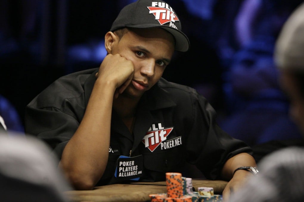 Phil Ivey is among the top poker stars who have paid bail costs and have expressed solidarity with Paul Phua Wei-seng and his associates.