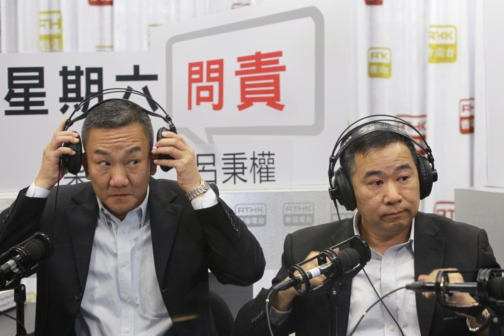Senior police officers Lo Mung-hung (left) and Cheung Tak-keung take to the air. Photo: Edward Wong