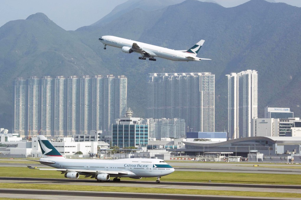 Having a third airport runway will increase carbon emissions by up to 269 million tonnes in 50 years and this will come at a cost of about HK$50 billion, a study has found. Photo: Reuters