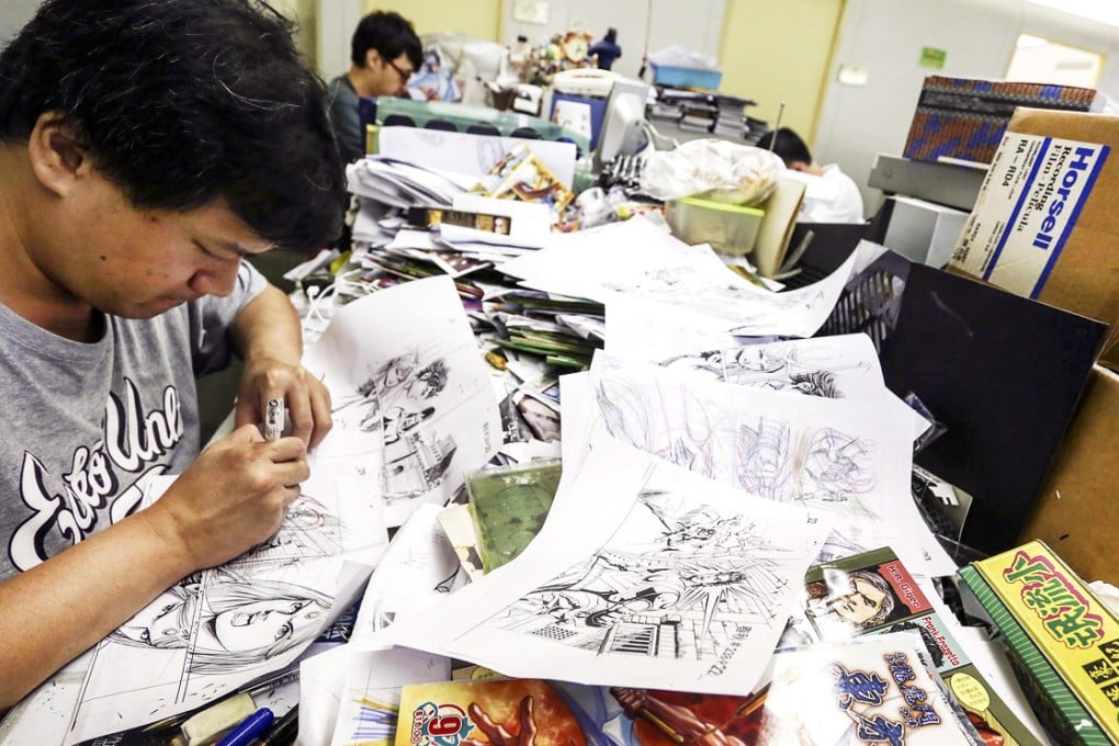 A comic book artist works at the Jade Dynasty office in Heng Fa Chuen. Photo: Jonathan Wong