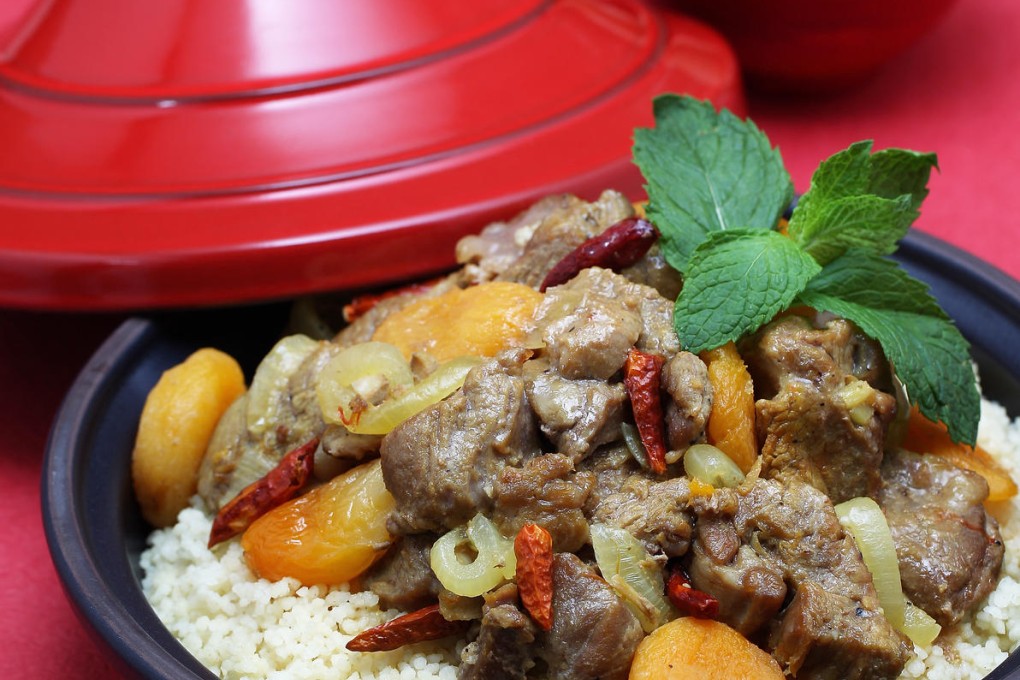 Lamb stew with apricots