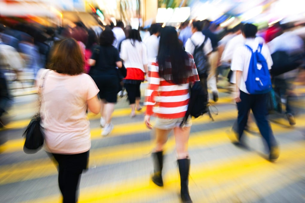 Mainland scientists are developing goggles that may identify criminals in a crowd.