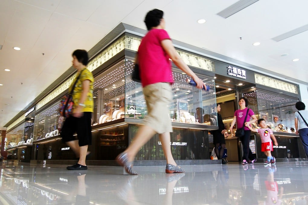 Lack of large retail space in the four major shopping districts has also driven retailers to look for shops in other districts like Tuen Mun. Photo: K. Y. Cheng