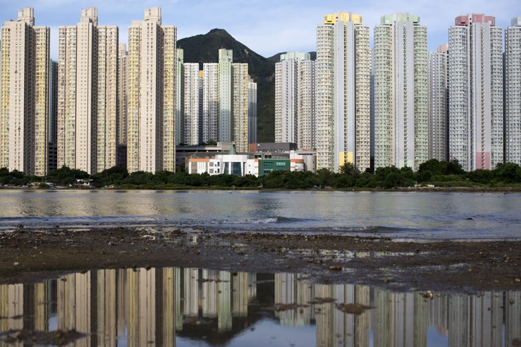 The idea of reclaiming 14 hectares to the west of the town centre has been abandoned after environmental groups voiced fears it would affect the ecology of Tung Chung Bay. Photo: EPA