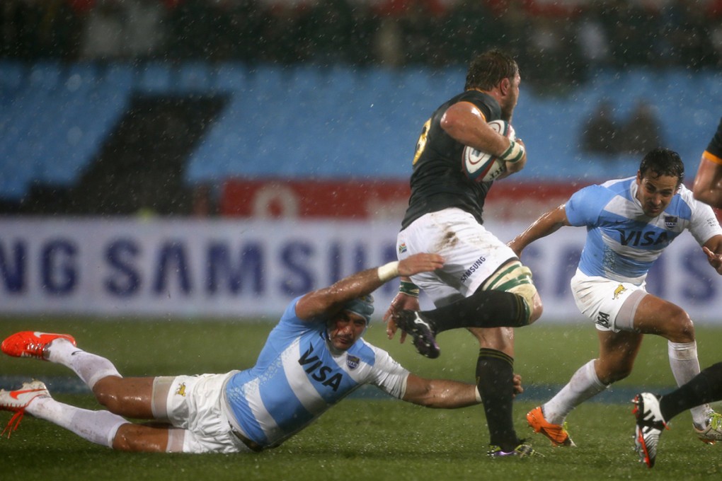Juan Manuel Leguizamon and his Argentina team-mate Nicolas Sanchez (right) are challenged by Duane Vermeulen of South Africa during their opening Rugby Championship match at Loftus Versfeld stadium in Pretoria on August 16. Photo: Reuters