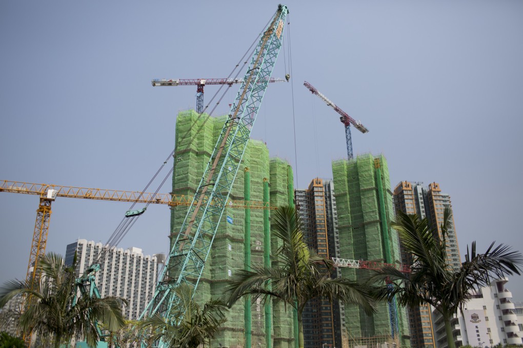 Hong Kong builders say increasingly onerous demands and "unfair" contractual terms imposed by developers have contributed to a sharp rise in costs that have helped make the city the most expensive place in the world for construction. Photo: Bloomberg
