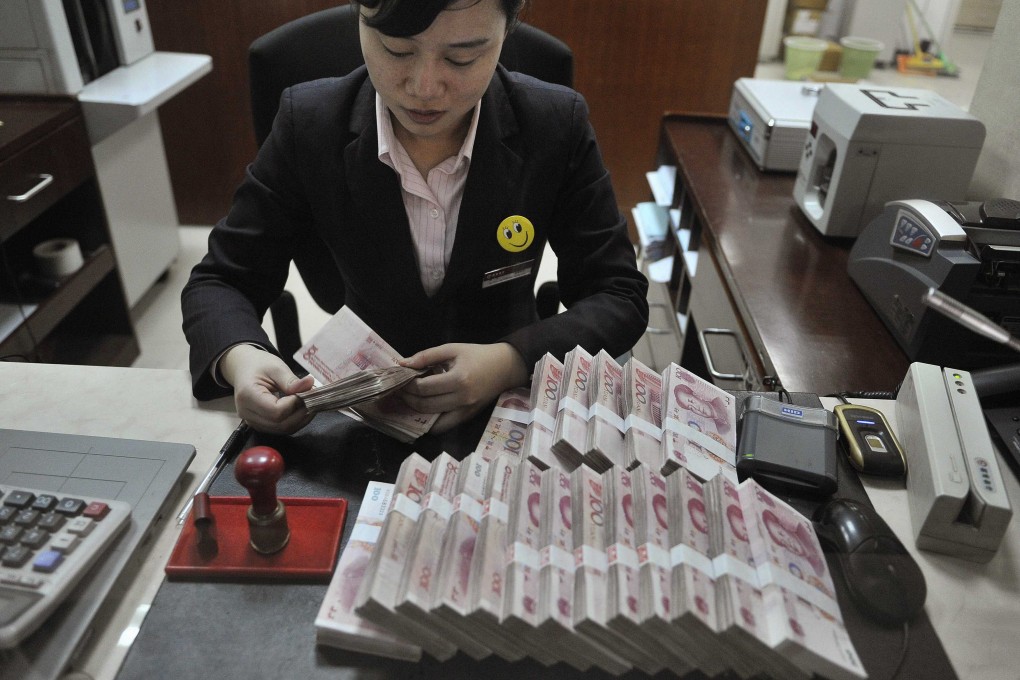 Deposits at China’s four biggest banks fell by 450 billion yuan in August as wealth management products siphoned off cash. Photo: Reuters