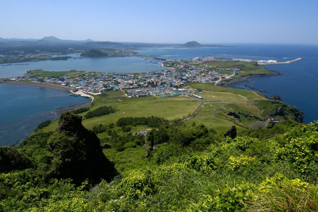 A change in immigration rules on South Korea's Jeju Island means investors can secure permanent residency after five years if they buy property. Photo: Alamy