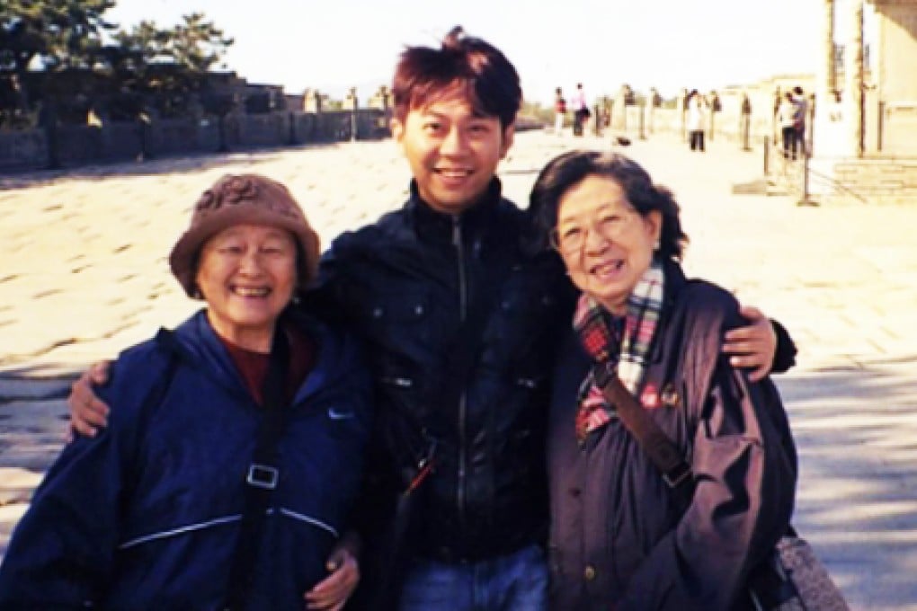 Mr Yang Yin first met Madam Chung Khin Chun (left) and Madam Chang Phie Chin in Beijing in 2008. Mr Yang was their private tour guide then. Photo: Madam Hedy Mok