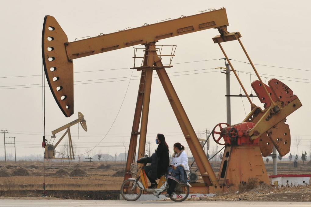 Soaring oil supplies and tumbling prices are prompting traders to store crude in volumes not seen since the financial crisis. Photo: AFP