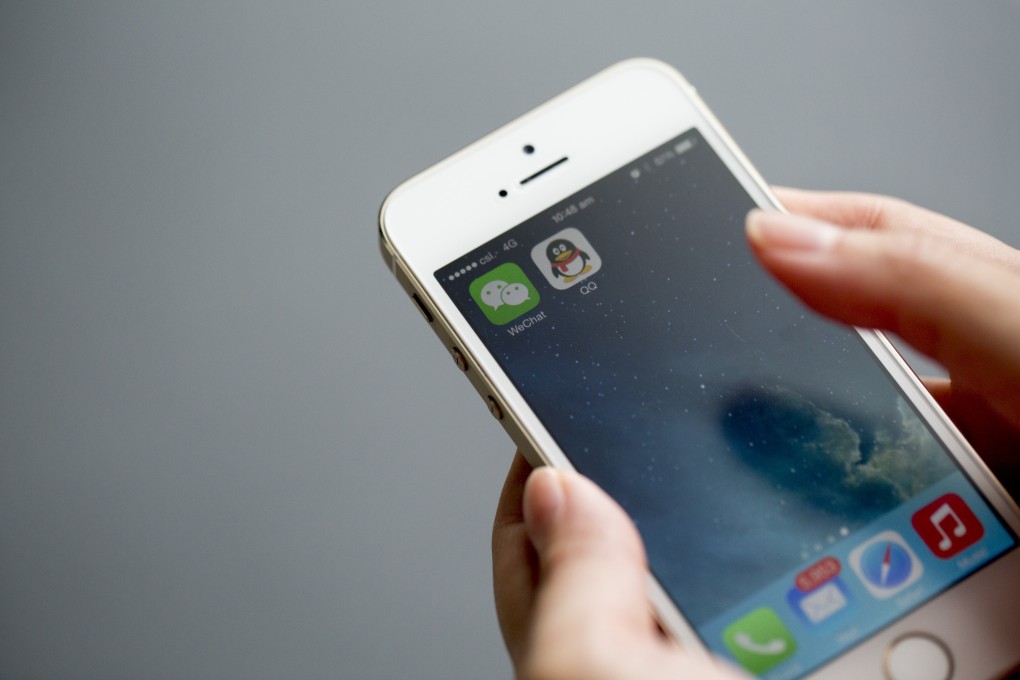 The central government is rethinking its telecommunications security amid allegations Apple's iPhone isn't very secure. Photo: Bloomberg