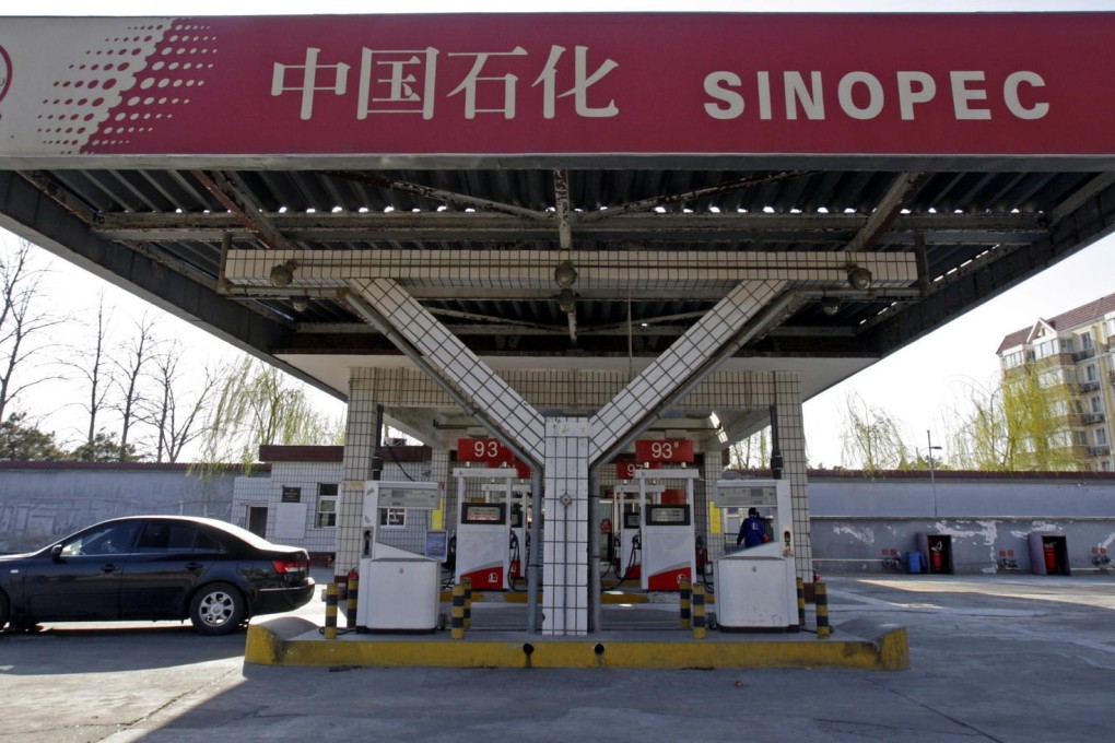 The deals with the investors, mostly domestic fund firms outside the energy business, value Sinopec Sales at 357 billion yuan. Photo: Bloomberg