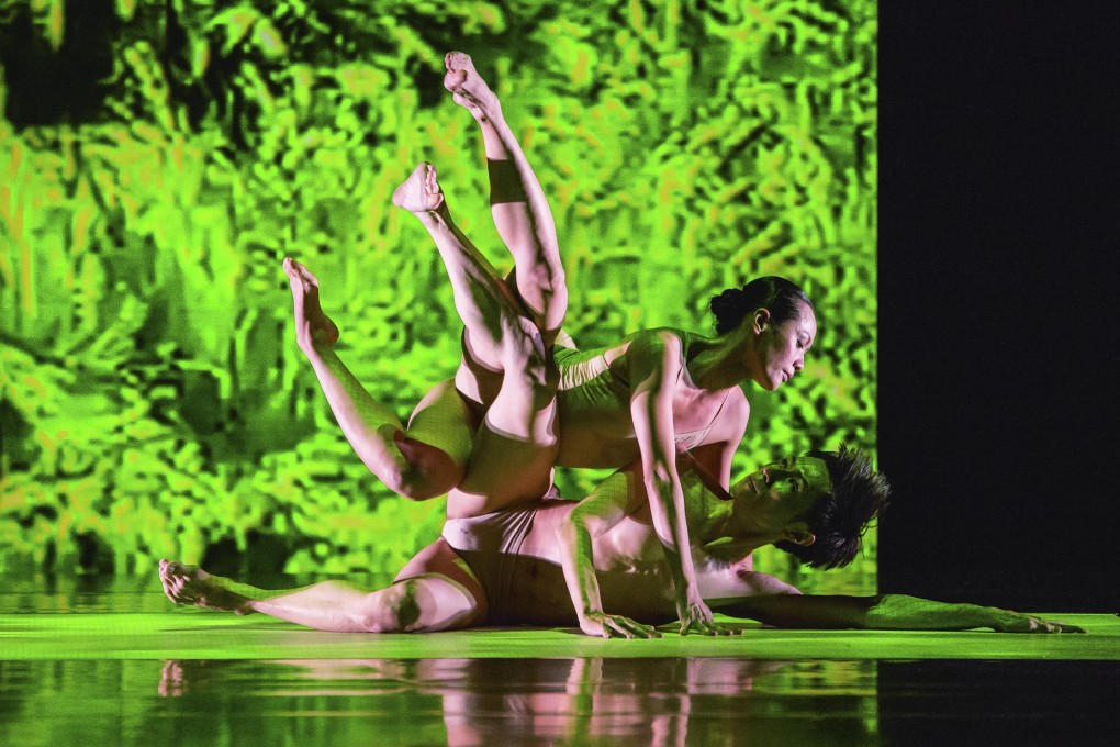 A scene from Cloud Gate Dance Theatre of Taiwan's Rice.
