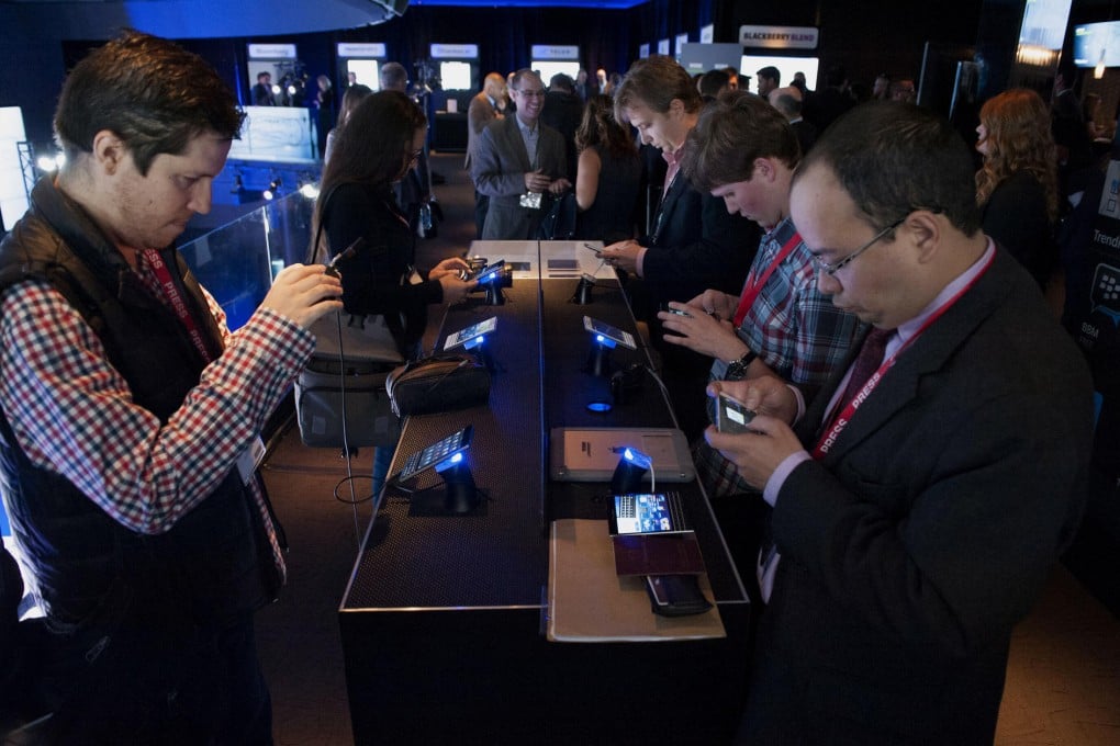 Testing out those smartphones.