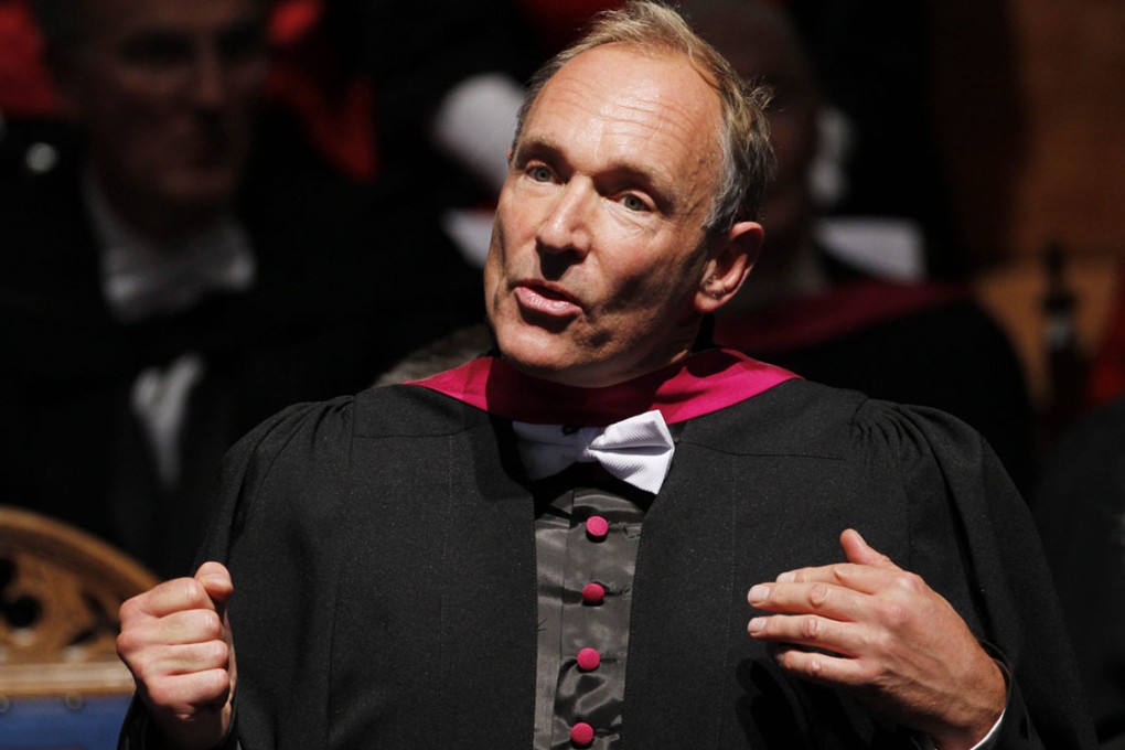 Tim Berners-Lee called for a bill of rights that would guarantee the independence of the internet and ensure users' privacy.