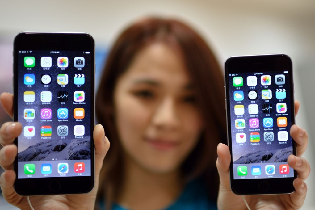 Apple sold a record 10 million of the iPhone 6 models in the first weekend after their launch. Photo: Xinhua