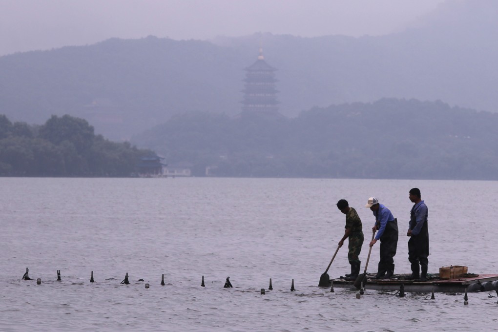 A service has been set up so motorists from Beijing can put their car on a train to Hangzhou and visit the West Lake and other tourist attractions in the area without making the long drive down the country. Photo: Simon Song