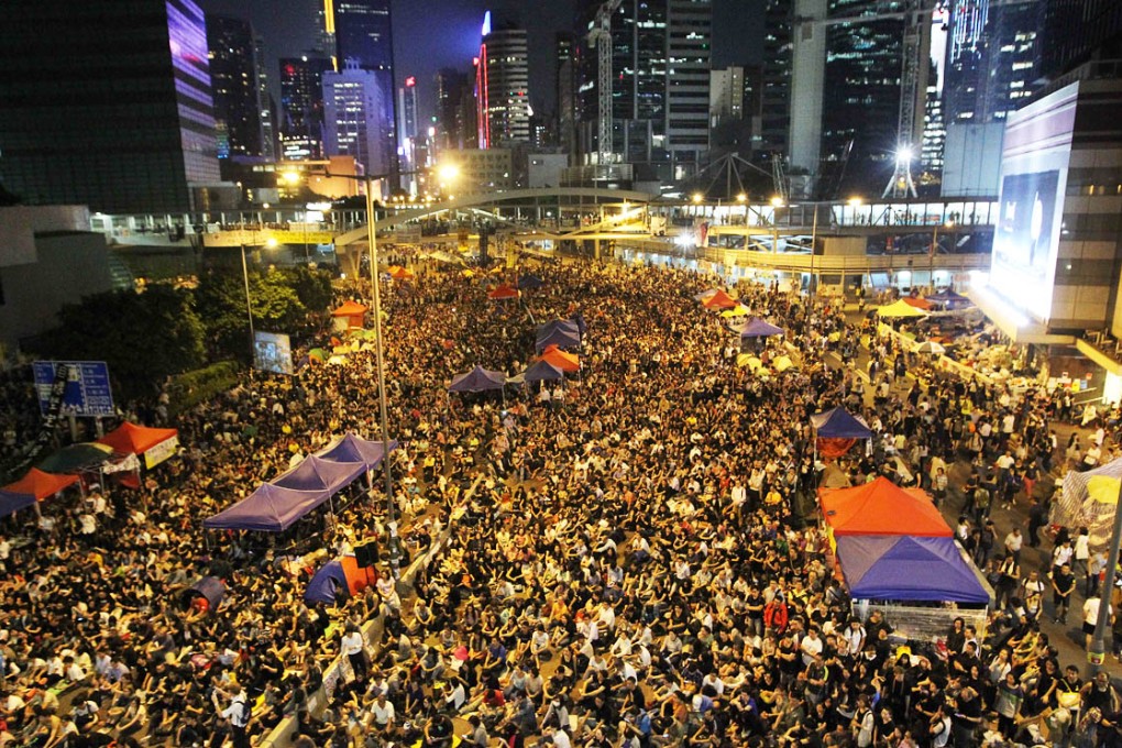 Crowd numbers have surged to over 10,000 according to some estimates. Photo: Edward Wong