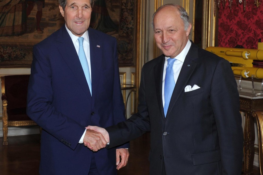 US Secretary of State John Kerry will join EU foreign policy chief and Iranian Foreign Minister for a trilateral meeting in Vienna on Tehran's nuclear energy programme.