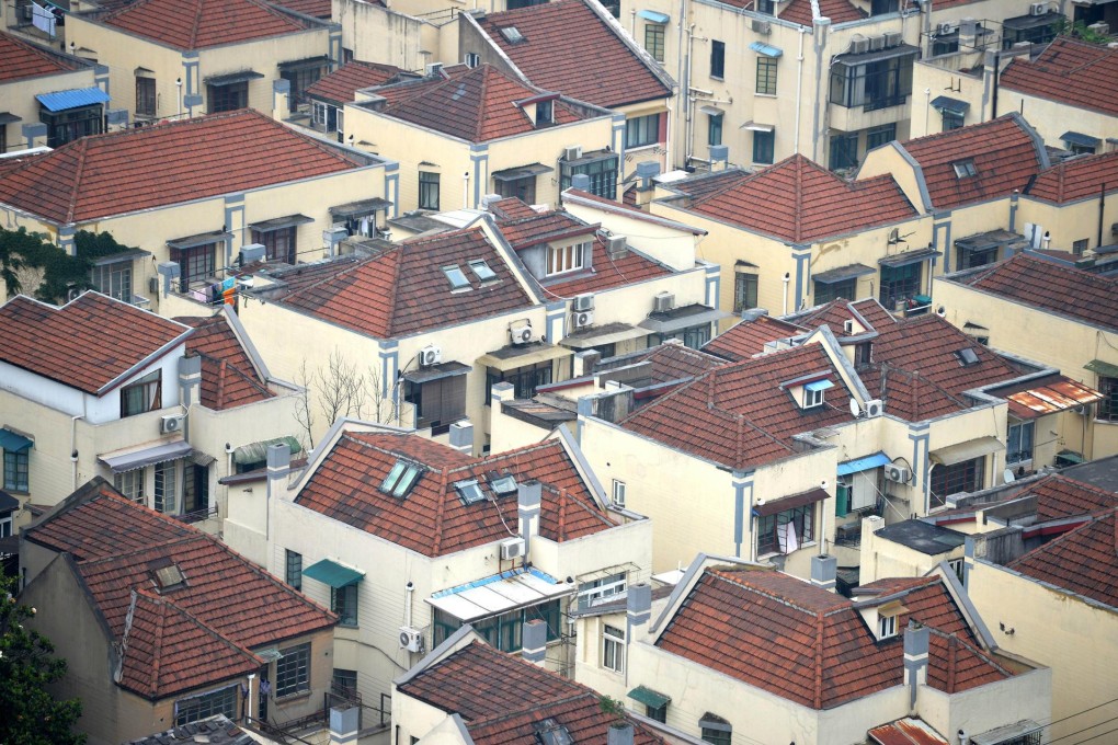 Shanghai saw a 0.1 per cent drop in second-hand home prices and a 3.84 per cent decline in transactions last month. Photo: AFP