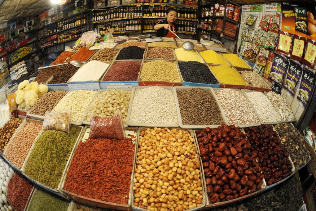Food inflation slowed to a two-year low 2.3 per cent last month from 3 per cent in August. Photo: Xinhua