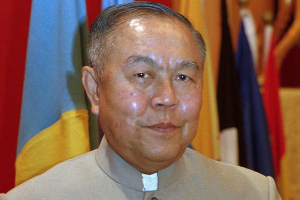 Sulak Sivaraksa in 1998.