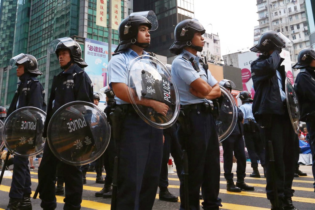 Police in Mong Kok, where protests are more violent. Photo: K.Y. Cheng