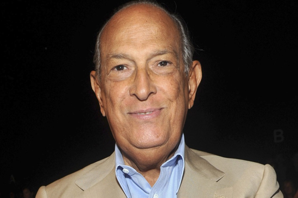 Oscar de la Renta at a New York Fashion Week show. Photo: AP