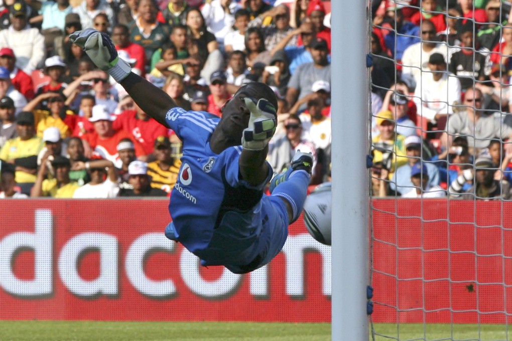 Senzo Meyiwa in action for Orlando Pirates against Tottenham Hotspur in 2011. Photo: AP