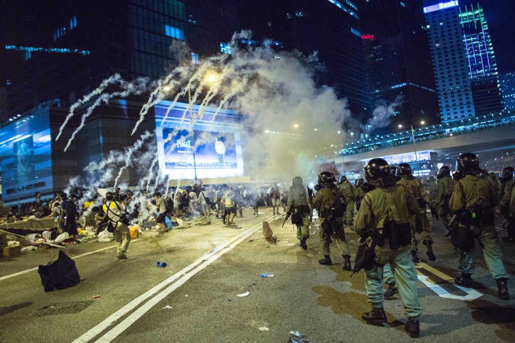 Britain announced yesterday that it would not ban exports of tear gas to Hong Kong or revoke export licences to supply the city. Photo: Bloomberg