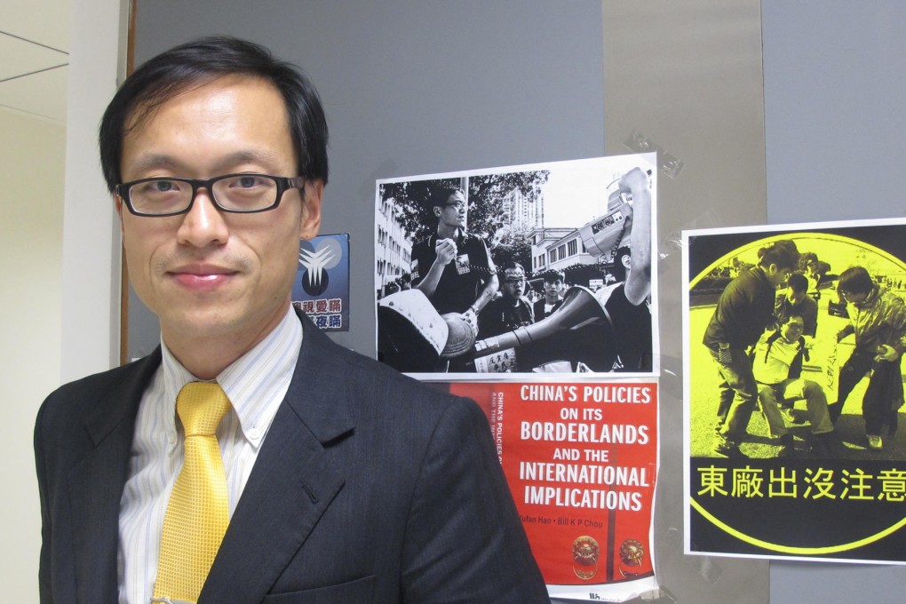 Bill Chou Kuok-ping says in Macau, the students don't care much about political and social affairs.