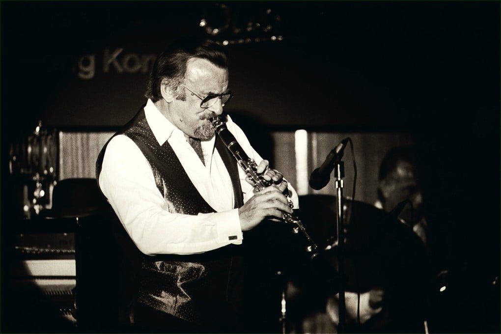 Acker Bilk plays at the Bull and Bear in 1988. Photo: SCMP Pictures