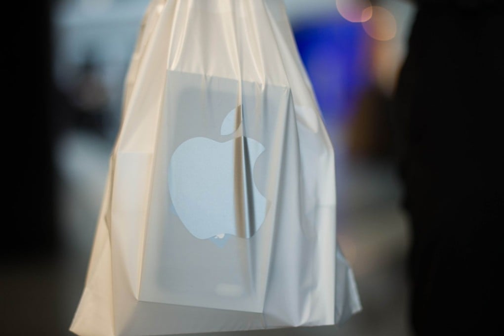 A woman in Shenzhen has failed in her legal claim against Apple that preloaded apps on her iPhone invaded her privacy, the Daily Sunshine reports. Photo: AFP