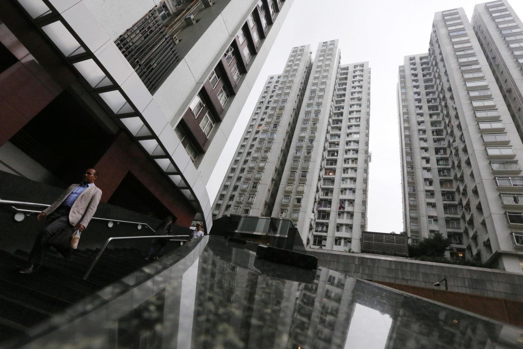 The average price of large flats on Hong Kong Island is HK$14,286 per square foot, much higher than similar sized flats in the New Territories. Photo: Felix Wong