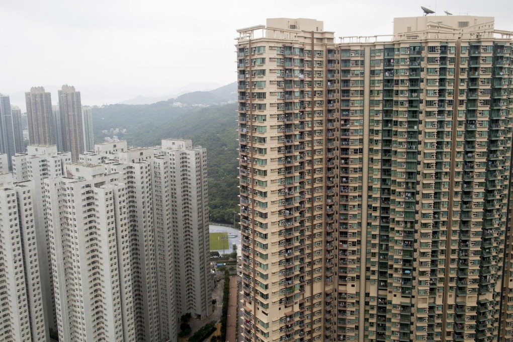 The flood of new homes at discounted prices is hurting the sales of second-hand homes in areas like Tseung Kwan O. Photo: Bloomberg