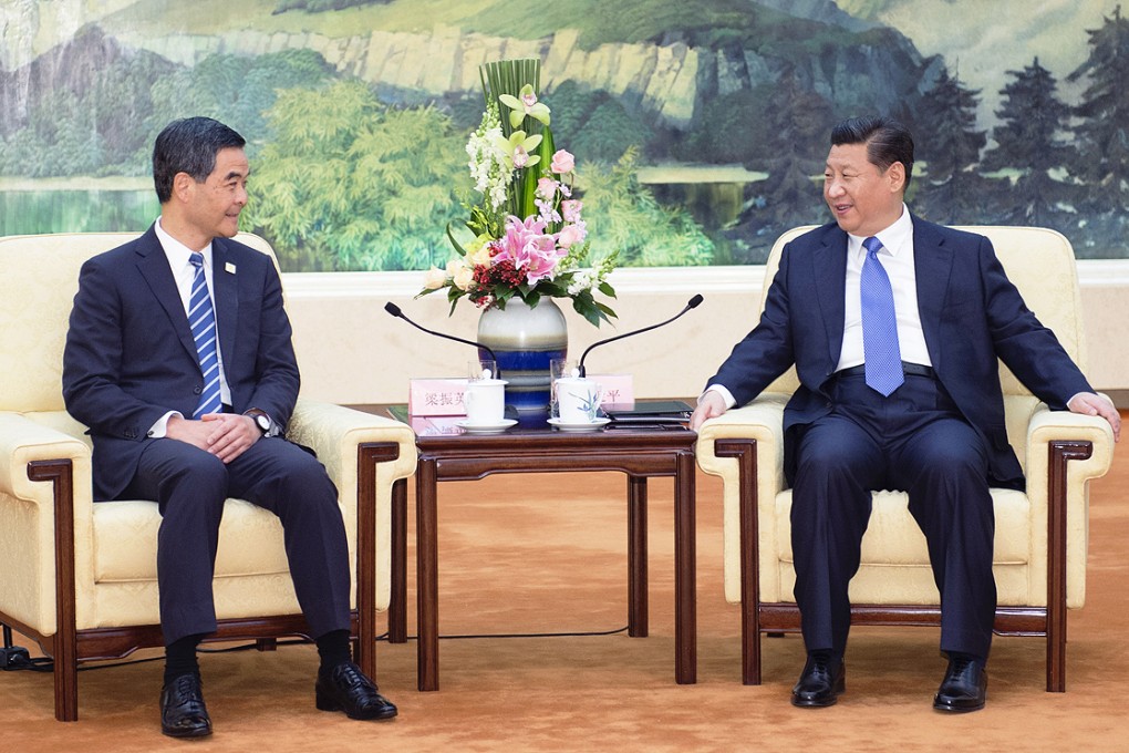 Chinese President Xi Jinping (right) meets with Leung Chun-ying in Beijing. Photo: Xinhua