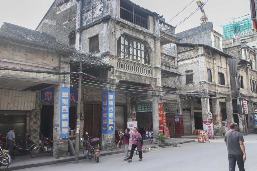 A street close to one of the venues of the Lianzhou International Photo Festival. Photos: Thomas Bird