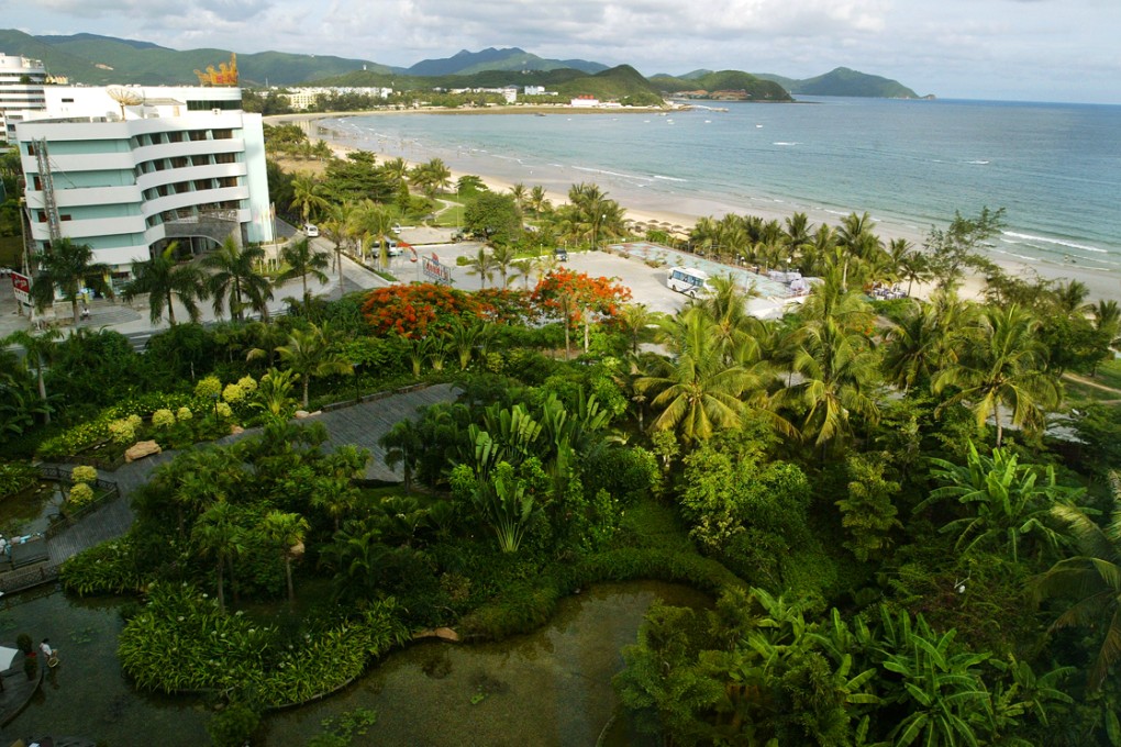 Pensioners from the province are joining the increasing numbers of elderly spending the winter in the Hainan resort of Sanya to avoid the long cold months in the north. Photo: David Wong