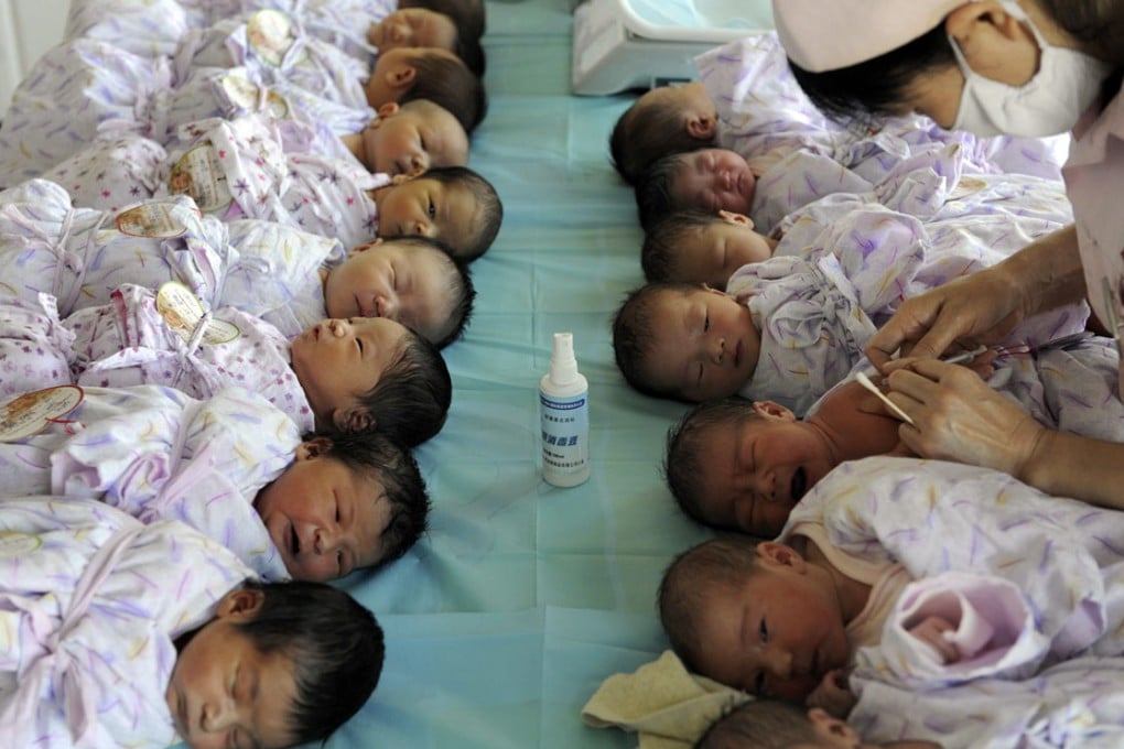 Chinese adopted as babies still respond to tones