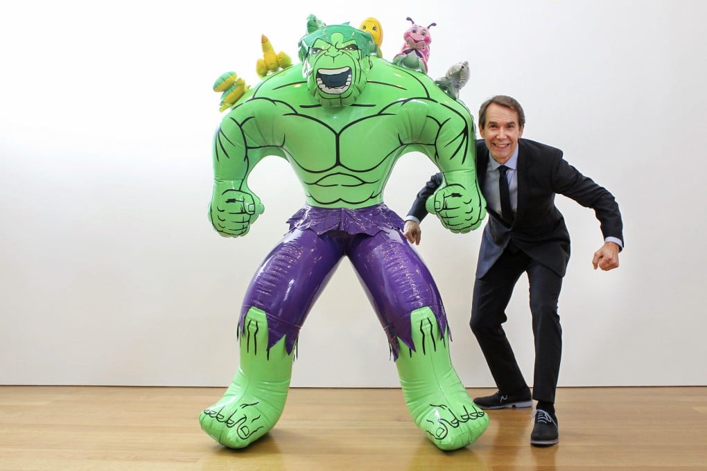 Koons with Hulk (Friends) 2004-2012. Photo: May Tse