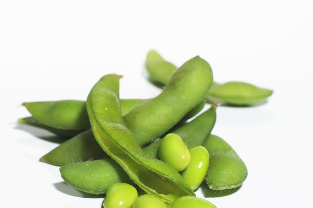 Edamame is a hydrophilic food.