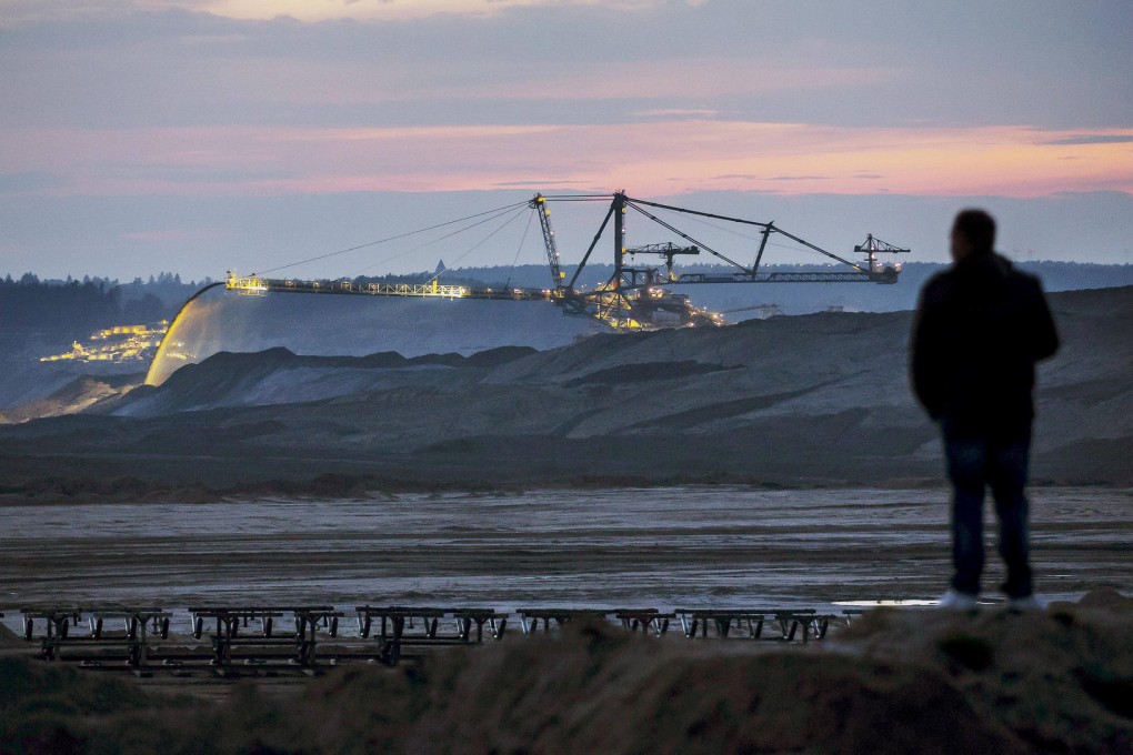 Doubts have surrounded the coal contract launch amid concerns over the industry outlook due to pollution and falling prices. Photo: Reuters