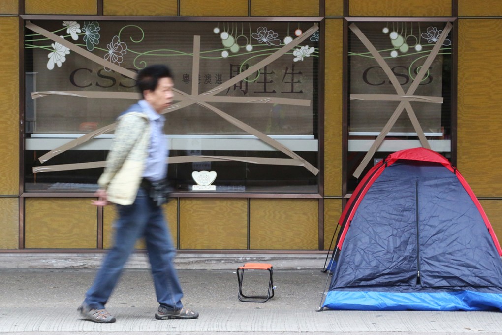 Pro-democracy protesters sleep at protest site in Mongkok. Photo: Felix Wong