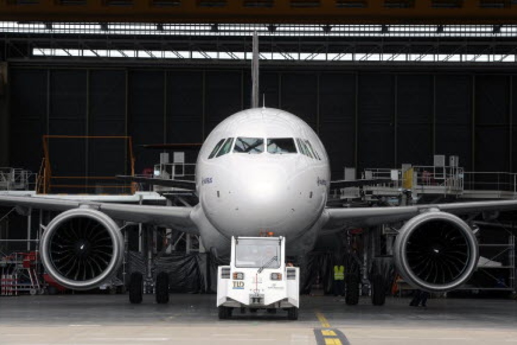 An A320 NEO leaves its hangar at the Airbus plant in Saint-Martin-du-Touch, near Toulouse. Photo: AFP