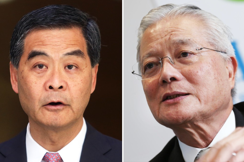 Vincent Fang Kang (right) told Leung Chun-ying (left) they would "toe the line on big issues" at a lunch the chief executive hosted on Tuesday . Photos: Sam Tsang, K.Y. Cheng