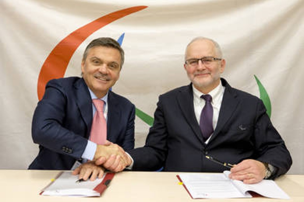 Paralympics, IIHF partner up