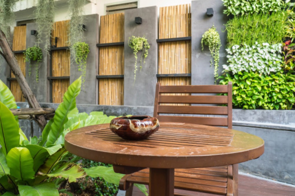 Experts believe vertical gardens naturalise the air. Photo: Thinskstock